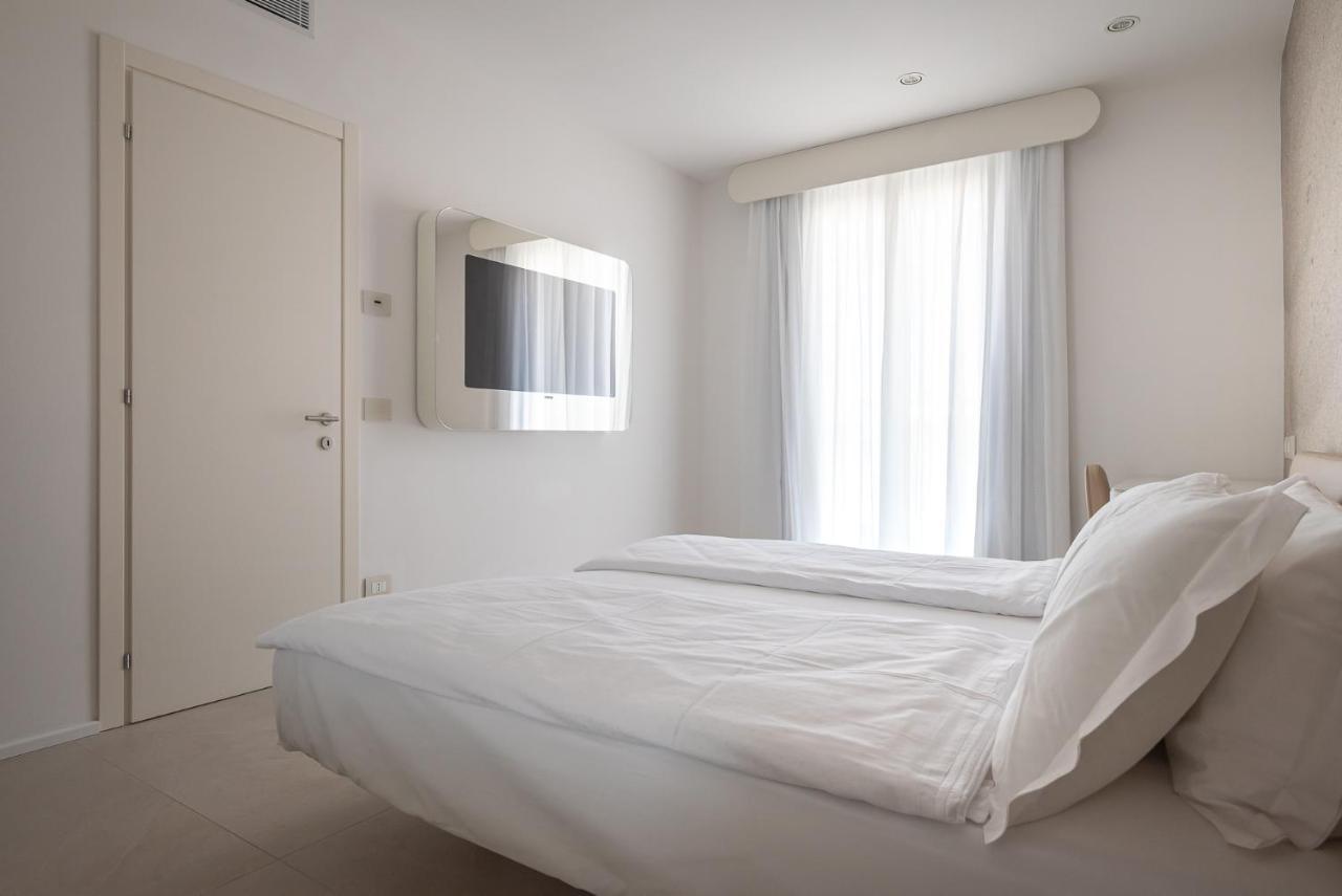 Unico Hotel Каорле Экстерьер фото